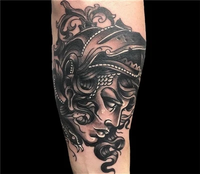 Méduse pour tatouage Spark